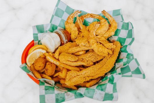 6 Jumbo Fried Shrimp 3 Piece Fish