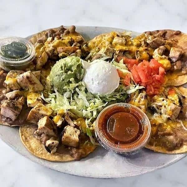 Grilled Chicken Nachos