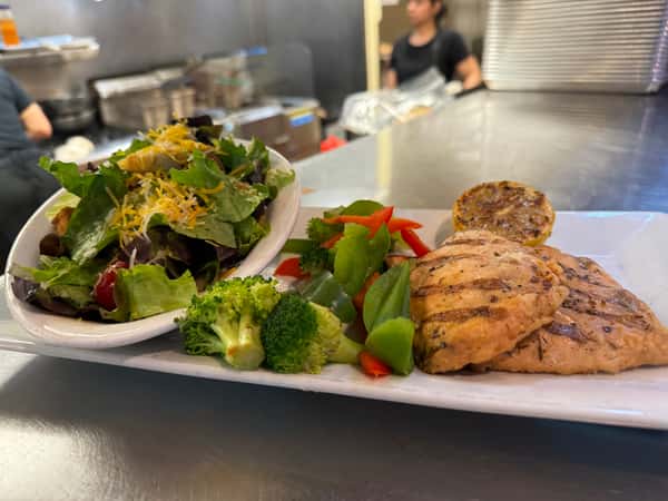 Grilled Salmon Entrée