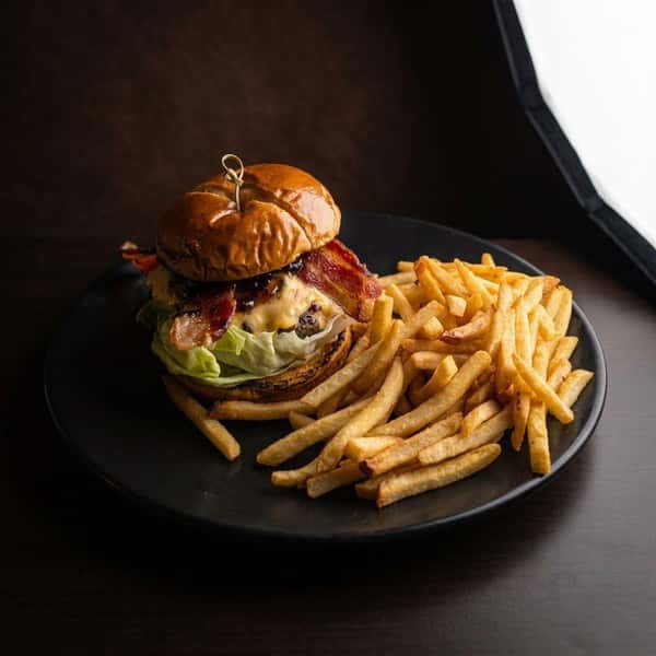 Pimento Bacon Jam Burger