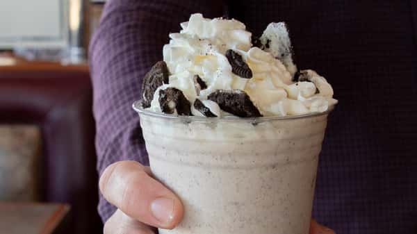 cookies and cream milkshake