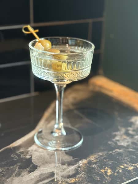 TRADITIONAL MARTINI