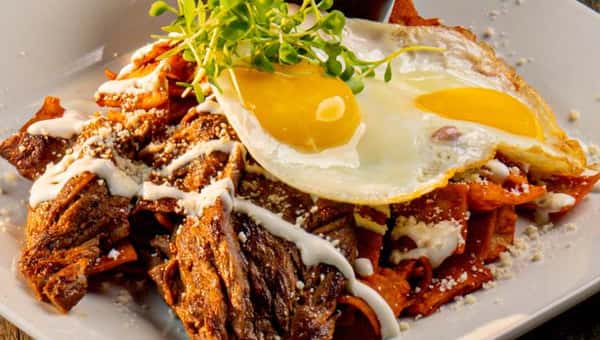 Chilaquiles with meat