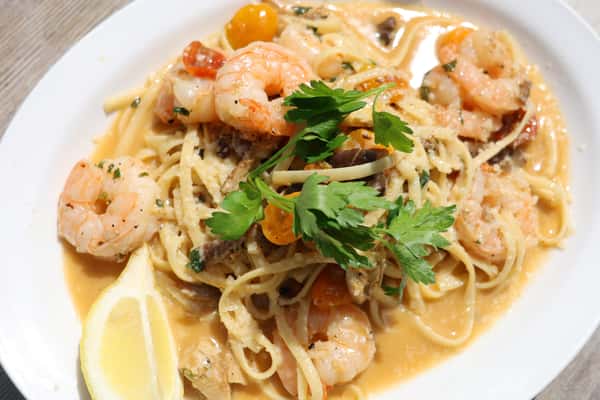 SHRIMP SCAMPI