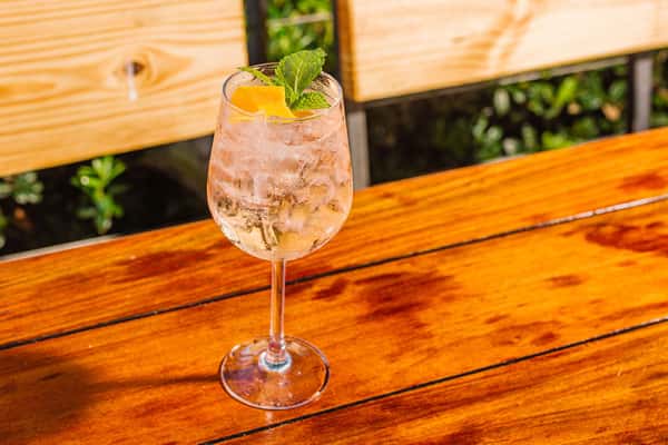 HUGO SPRITZ