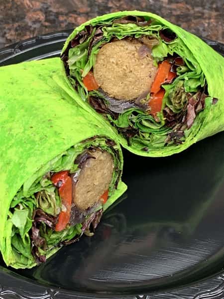 spinach wrap with lettuce and tofu
