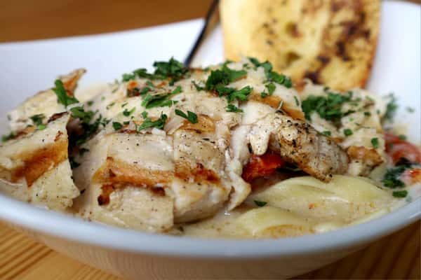 Fettuccine Alfredo