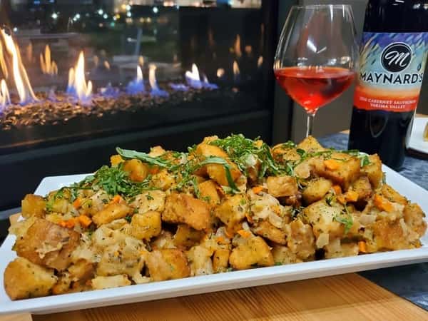 Traditional Thanksgiving Bread Stuffing