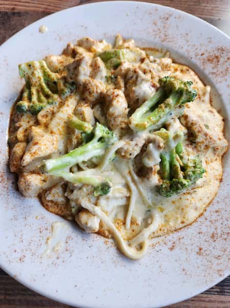 Chicken Broccoli Alfredo