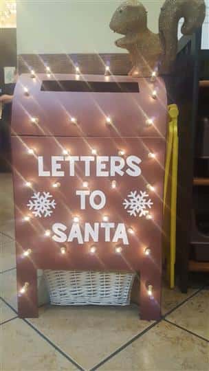 "Letters to Santa" mailbox decoration