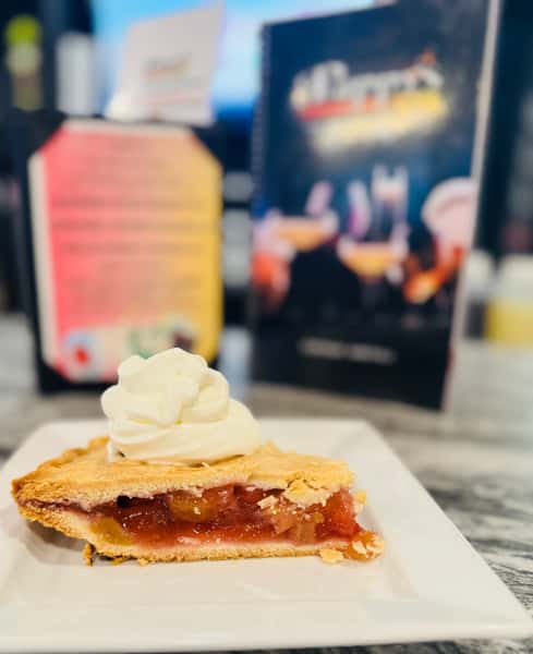 Strawberry rhubarb pie