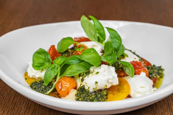Creamy Barrata Heirloom Tomatoes