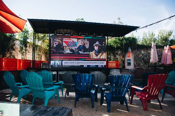 OHSO Paradise Valley Jumbo TV and seating