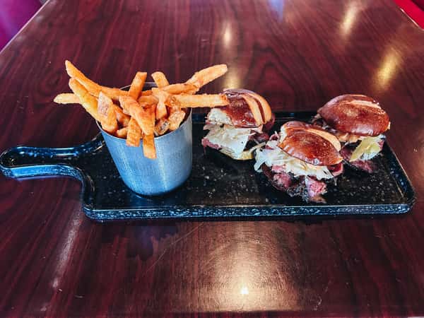 Reuben Pretzel Sliders