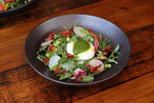 Burrata & Greens