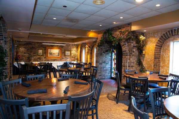 Vineyard Garden Room