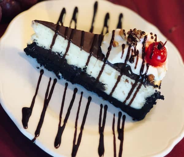 Chocolate Fudge Sundae Cheesecake