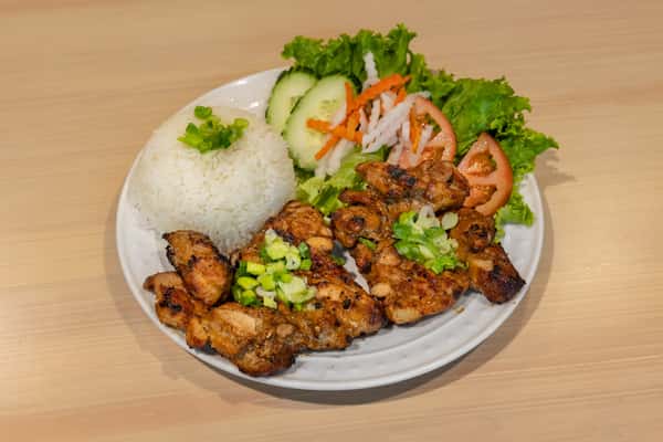 6. Grilled Chicken Breast with Rice - Com Gà Nuồng