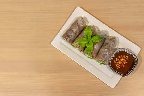 Fresh Spring Rolls With BBQ Pork