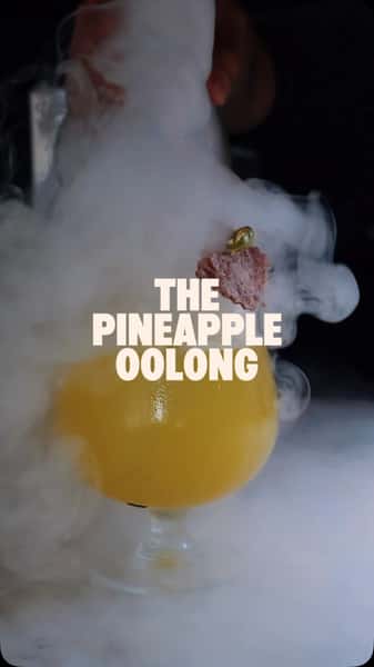 Have you ever seen a drink quite like this one? 🍍
Come in for our Pineapple Oolong — bright, citrusy, refreshing, and available all weekend long.
Your weekend cocktail is waiting at The Last Word.
#huntington #cocktails #restaurant #longisland #bar