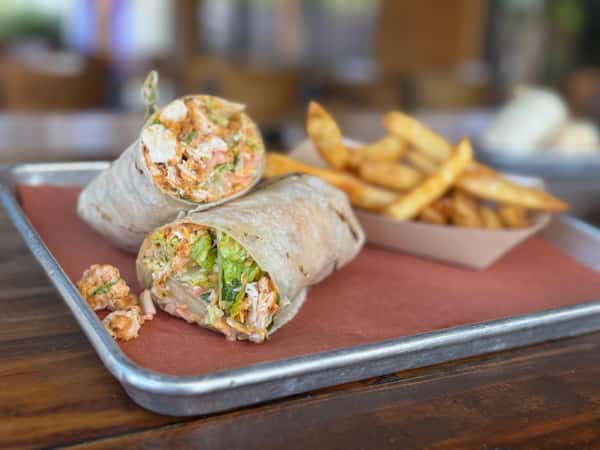 Lunch Buffalo Wrap