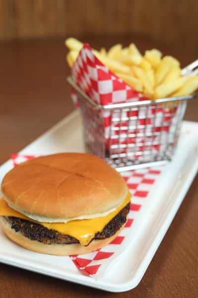 Kids Cheeseburger