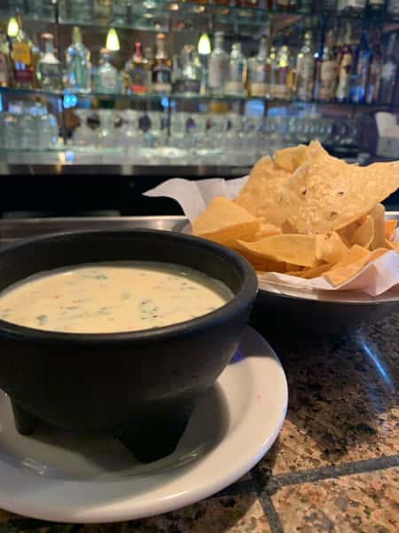 White Espinaca Dip