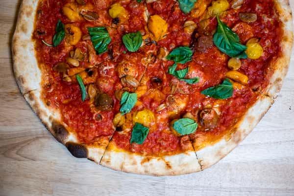 Whole Vegan Red: Burst Tomato & Garlic (Pizza Rossa)