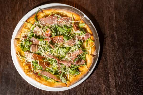 #8 Pizza