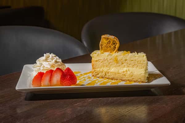 Lemoncello Cake