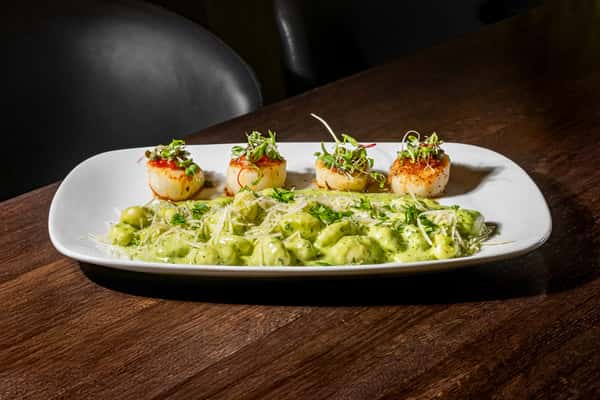 Seared Scallops Gnocchi