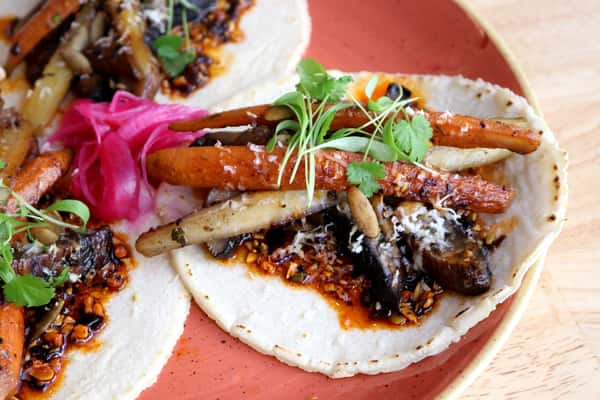 Tacos de Zanahoria y Hongos