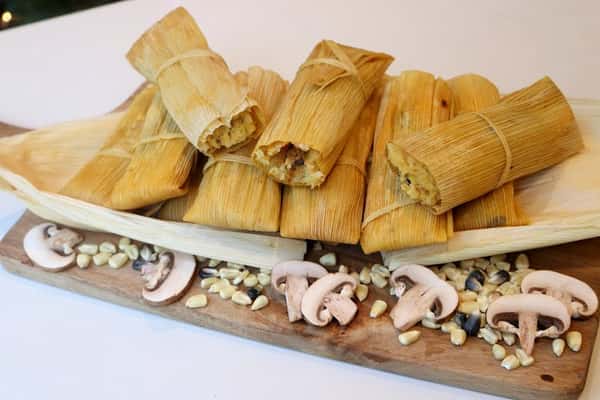 Tamales de Hongos