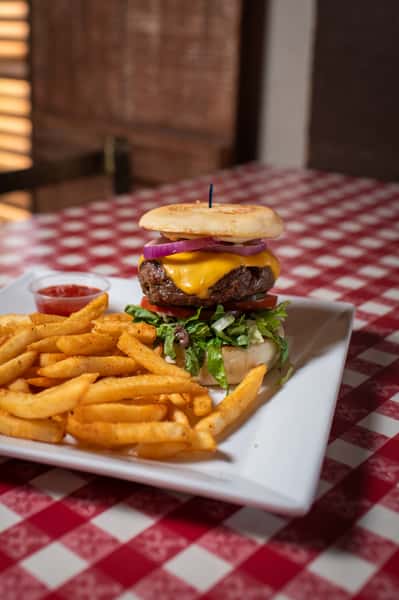 "The Classic" Burger