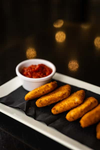 Fried Mozzarella Slices