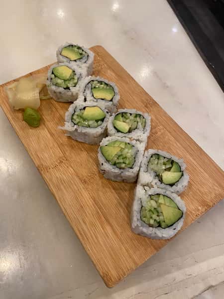 Cucumber Avo Roll