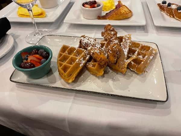 Kid's Chicken & Waffles