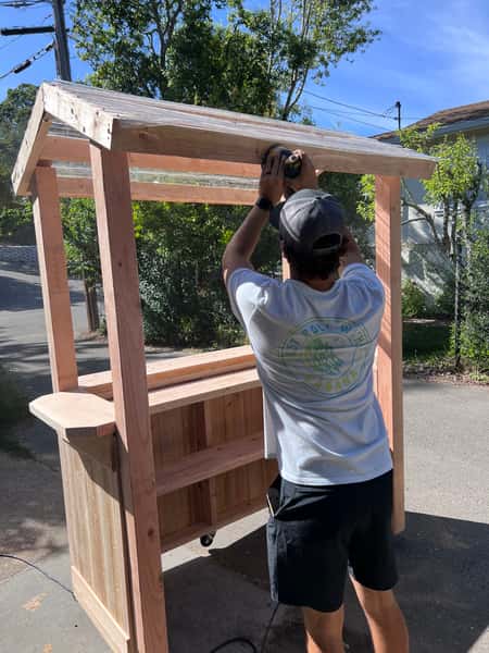 building Baja bar