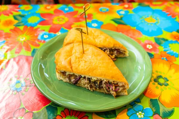 PAN CON LECHON