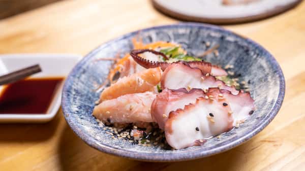 cucumber saLad with kani&Tako