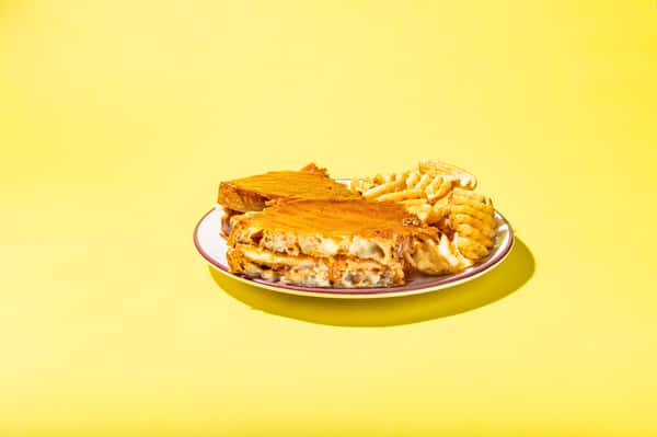 Buffalo Chicken Grilled Cheese Comeback