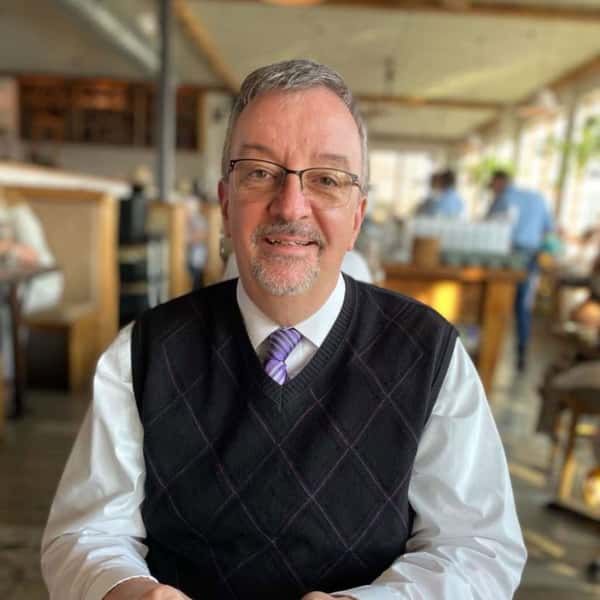 Pianist Jeff Mitchell