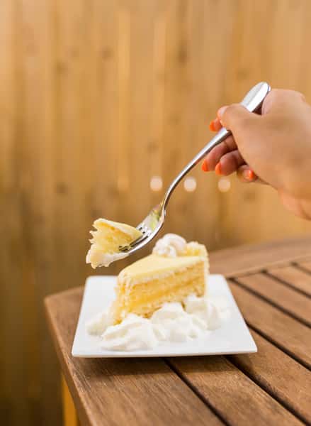 Limoncello Cake