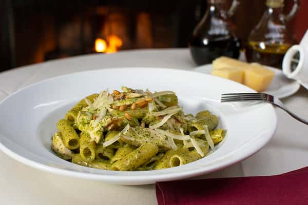 Rigatoni Pesto