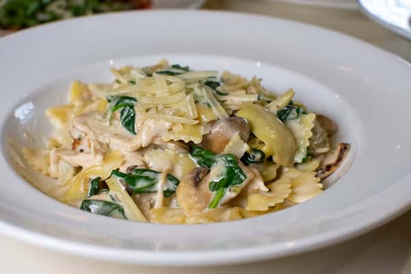 Farfalle Contadina