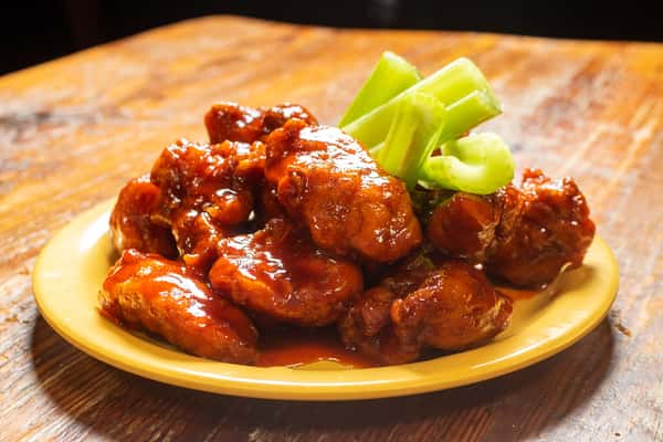 honey sriracha wings