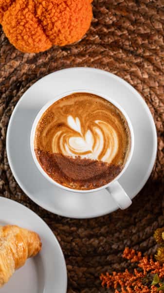 See how we announce that our #pumpkinspicelatte is coming back…very demure, very cutesy..✨
Set your reminders for September 3rd & get ready for some Fall fun 🍁
__________
Sip, Save, Repeat: get rewarded for your spending 🤩 CF App Download link in bio📱 Now offering IN-APP DELIVERY 🚘
We offer free wifi 🛜 & free alternative milks🥛, serve on china ☕️, & use sustainable takeaway packaging 🌱
Open Mon-Fri 6-7 & Sat-Sun 7-7 in Katy and Bellaire📍Store locator & menu detail 🔗 in bio.
#explore #explorepage #coffee #coffeefellows #htxcoffeeshops #htxcoffeeshop #houstoncoffee #houstoncoffeeshops #falldrinks #fallflavors #fallcoffeeflavors #fallcoffee #fallfeels #fallspecials #pumpkinspice #pumpkin #pumpkinspicelatte #verydemure #verymindful #verycutesy #verydemutesy #verydemureverymindful