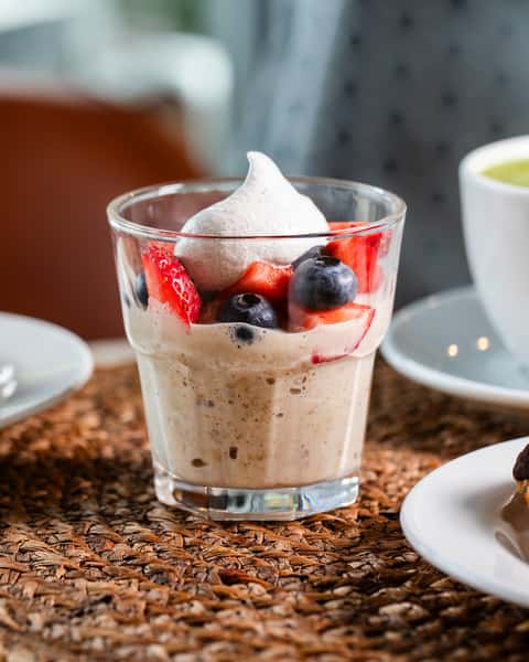 A feast for the eyes — and the stomach! 🍓🫐 Whether you’re stopping in to savor or enjoying on-the-go, our Overnight Oats pair perfectly your favorite coffee beverage ☕️
Fruit Overnight Oats | oats, oat milk, strawberry, blueberry, vanilla cold foam.
__________
Sip, Save, Repeat: get rewarded for your spending 🤩 CF App Download link in bio📱 Now offering IN-APP DELIVERY 🚘
We offer free wifi 🛜 & free alternative milks🥛, serve on china ☕️, & use sustainable takeaway packaging 🌱
Open Mon-Fri 6-7 & Sat-Sun 7-7 in Katy and Bellaire📍Store locator & menu detail 🔗 in bio.