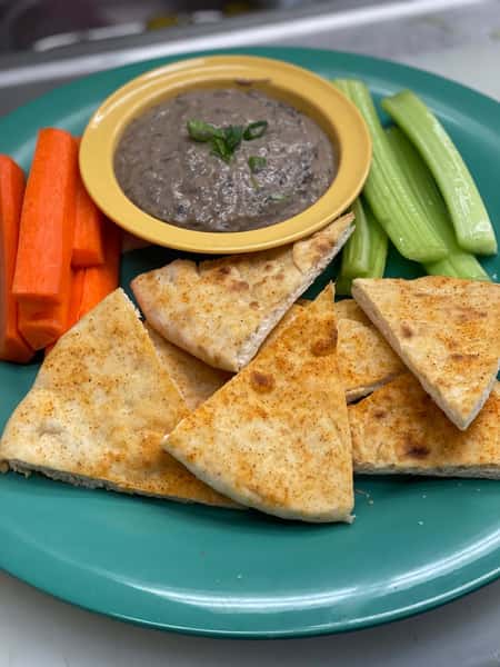 Black Bean Hummus