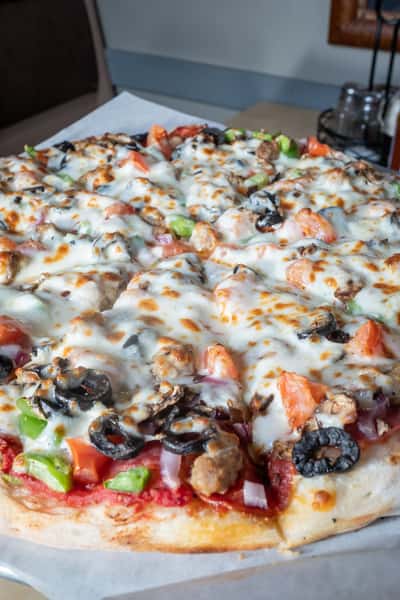 big nik and wild willie's pizza